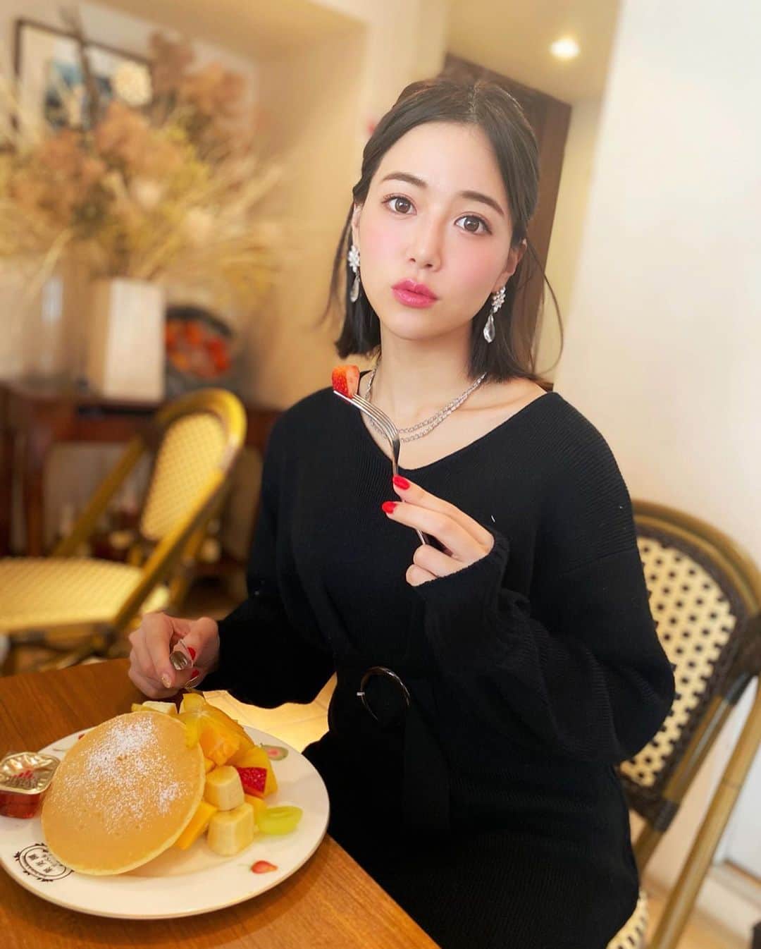 石井里奈のグルメインスタ