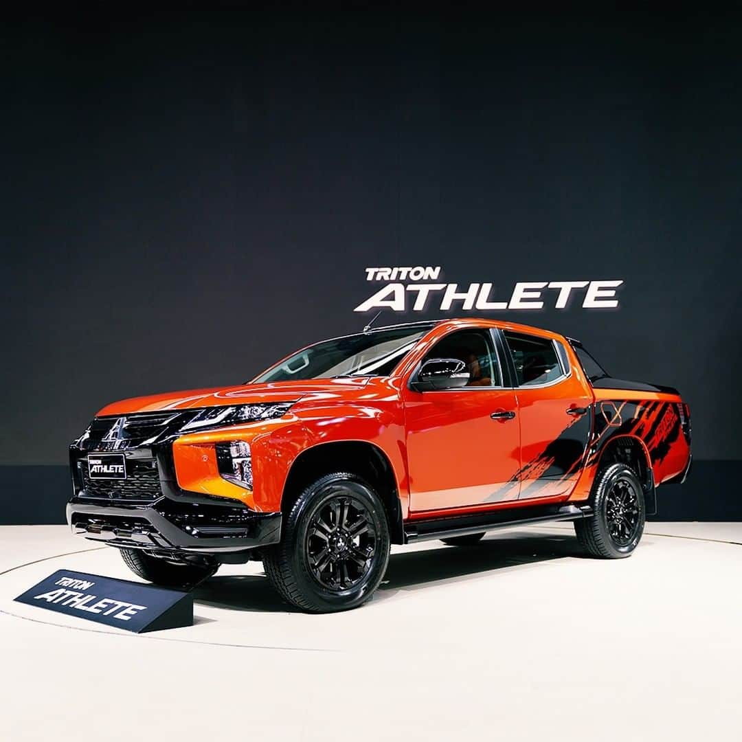 Mitsubishi Motors Thailandさんのインスタグラム写真 - (Mitsubishi Motors ThailandInstagram)「New Mitsubishi Triton Athlete โฉบเฉี่ยว ดุดัน ด้วยชุดแต่งสปอร์ตรอบคัน ให้คุณขับขี่ได้อย่างแข็งแกร่ง พร้อมลุยทุกอุปสรรค  สัมผัสความเหนือชั้น สายพันธุ์สปอร์ต ที่งาน Motor Expo 2019 ณ IMPACT Challenger Hall 1-3 เมืองทองธานี วันนี้ - 10 ธ.ค. 62  #MitsubishiMotorsThailand #MitsubishiMotors #NewTritonAthlete #เหนือชั้นสายพันธุ์สปอร์ต」11月29日 21時00分 - mitsubishimotorsth