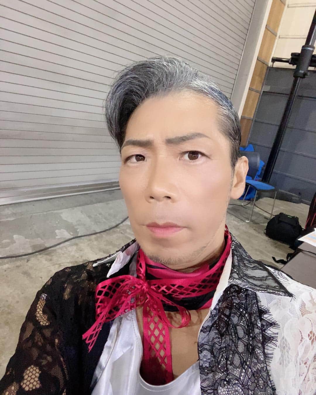 火口秀幸のインスタグラム：「#吉本坂46 #RED #HIDEBOH #不能ではいられない」