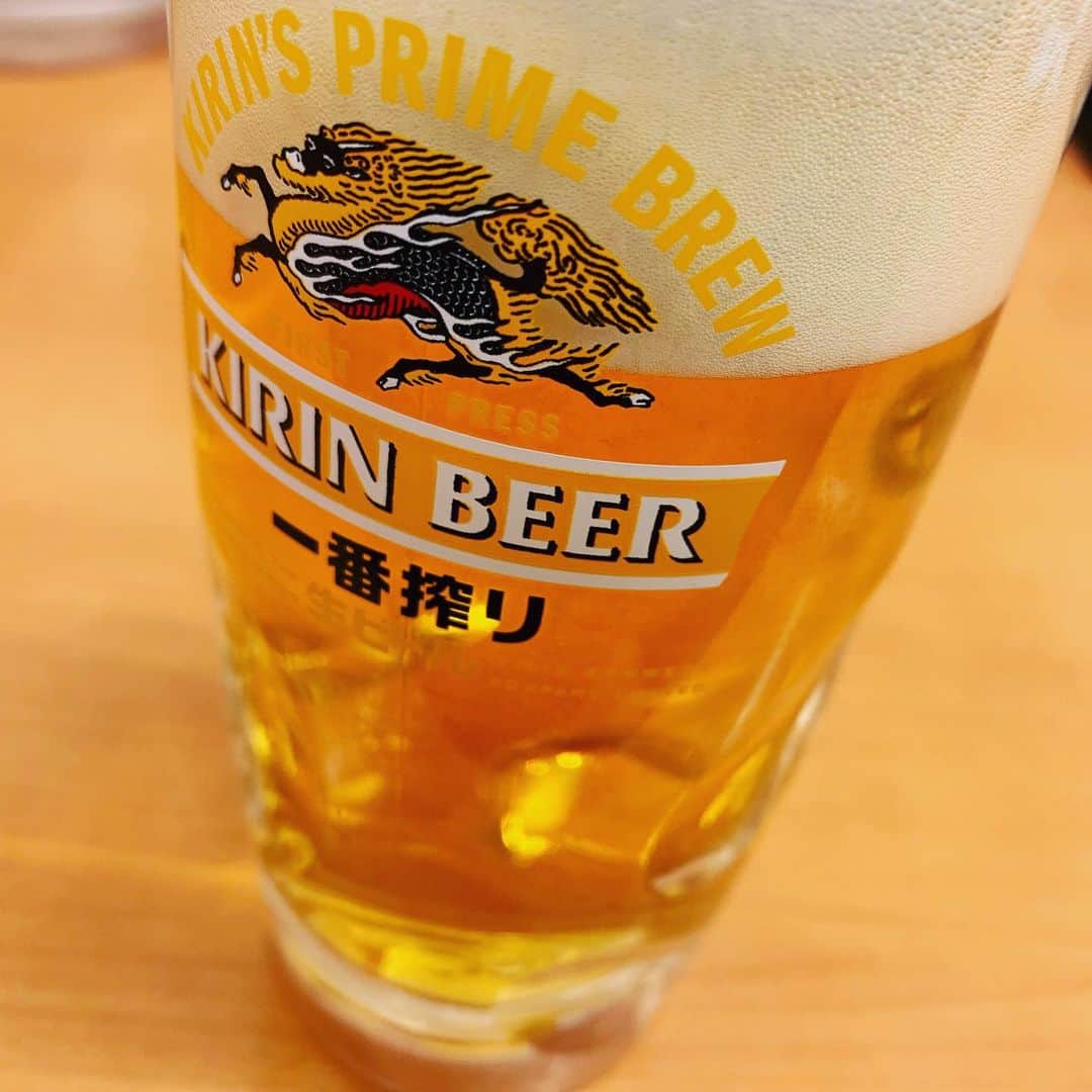 飯田カヅキさんのインスタグラム写真 - (飯田カヅキInstagram)「業務終了、即酒！  #beer #ビール #一番搾り #kirin」11月29日 21時31分 - kazukiiida_strange