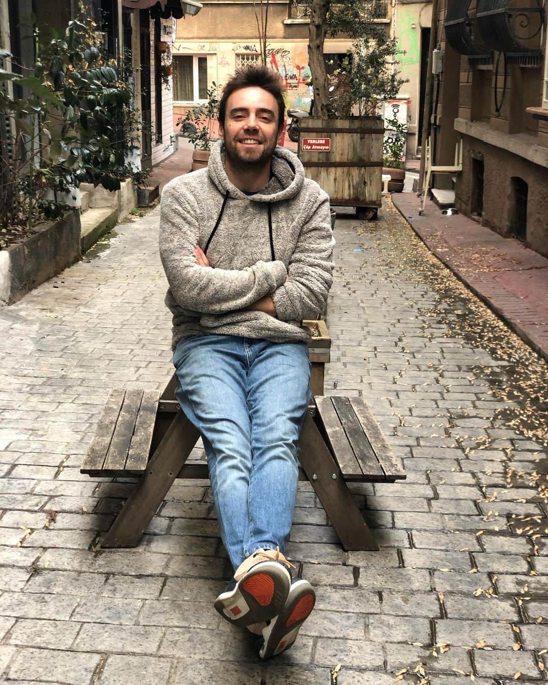 muratdalkilicのインスタグラム：「Afeta provaları başlasın yarın Kartal İstMarina konserine bekliyorum💫😊」