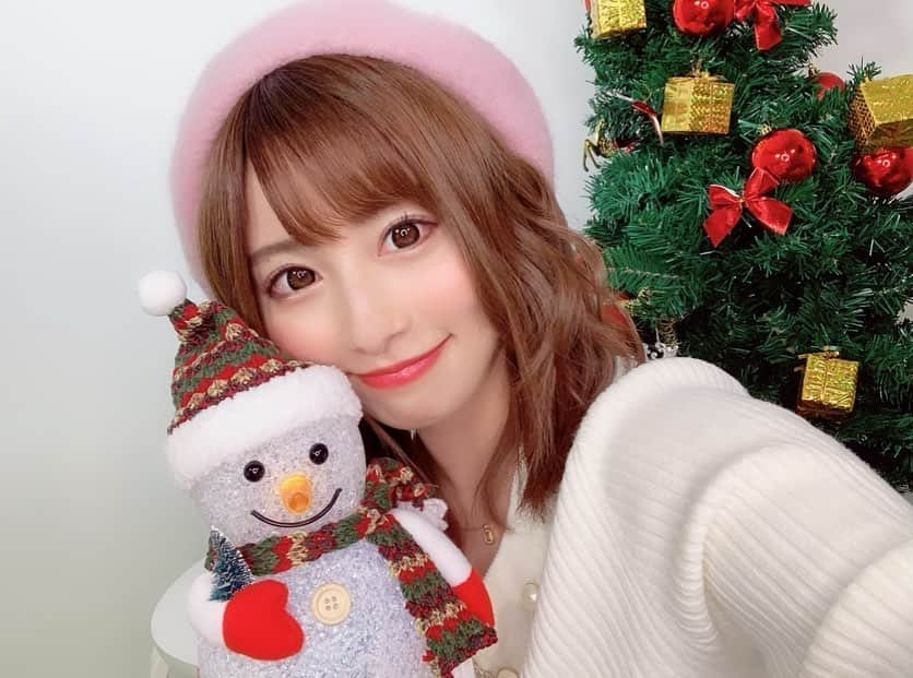 成瀬心美さんのインスタグラム写真 - (成瀬心美Instagram)「☃️ . . この間とある撮影を✨ . . 情報お楽しみにね😘 . . #snowman #christmas #christmastree #winter #instagram #instagood #instapic #followme」11月29日 21時51分 - coco3ndazo