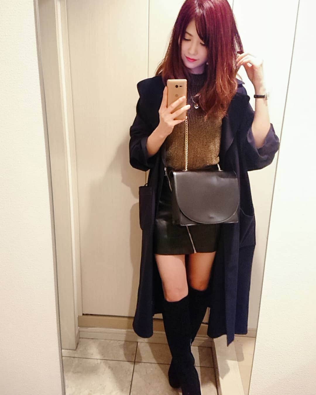 のインスタグラム：「． ． ． ぐっもーにん☀️ 6時に起きれた！ 行ってきます☺️ 皆様お休みかな？ よい１日を！ ． ． #フリーモデル #企業モデル #広告モデル #撮影モデル #サロンモデル #一ノ瀬奈々 #写真好きな人と繋がりたい #ヘアメイク #ファッション #コーディネート #コーデ  #撮影 #モデル #女子力 #ミニスカート #全身スタイル #モデル体型 #広告 #雑誌 #portrait #photo」
