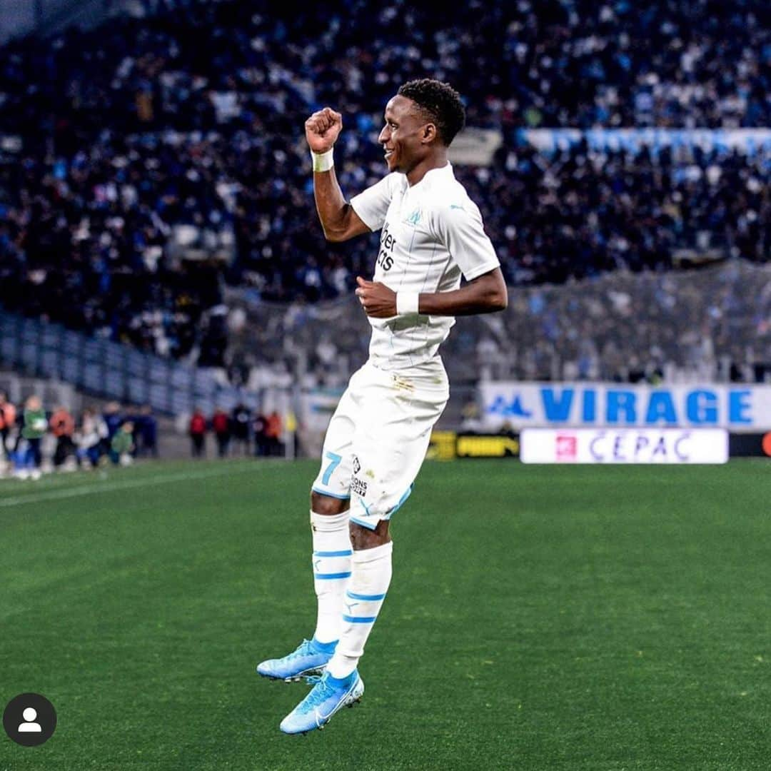 ブナ・サールさんのインスタグラム写真 - (ブナ・サールInstagram)「That Feeling ! 🙌🏾😍🔥 Content d’avoir marqué mais surtout pour cette belle Victoire d’équipe ! @olympiquedemarseille 😘💙」11月30日 8時51分 - bounasarr