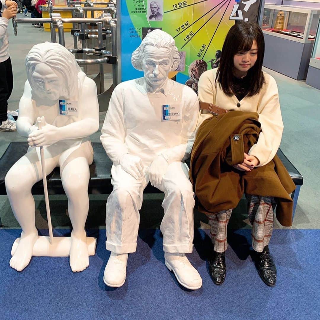 鈴木このみのインスタグラム：「岡山に着く前に大阪での思い出まとめ✏️ 小学生ぶりの #大阪市立科学館  とカフェで貰った試作品アイス と、友達家で食べた大好物の蓮根のはさみ揚げ🍳」