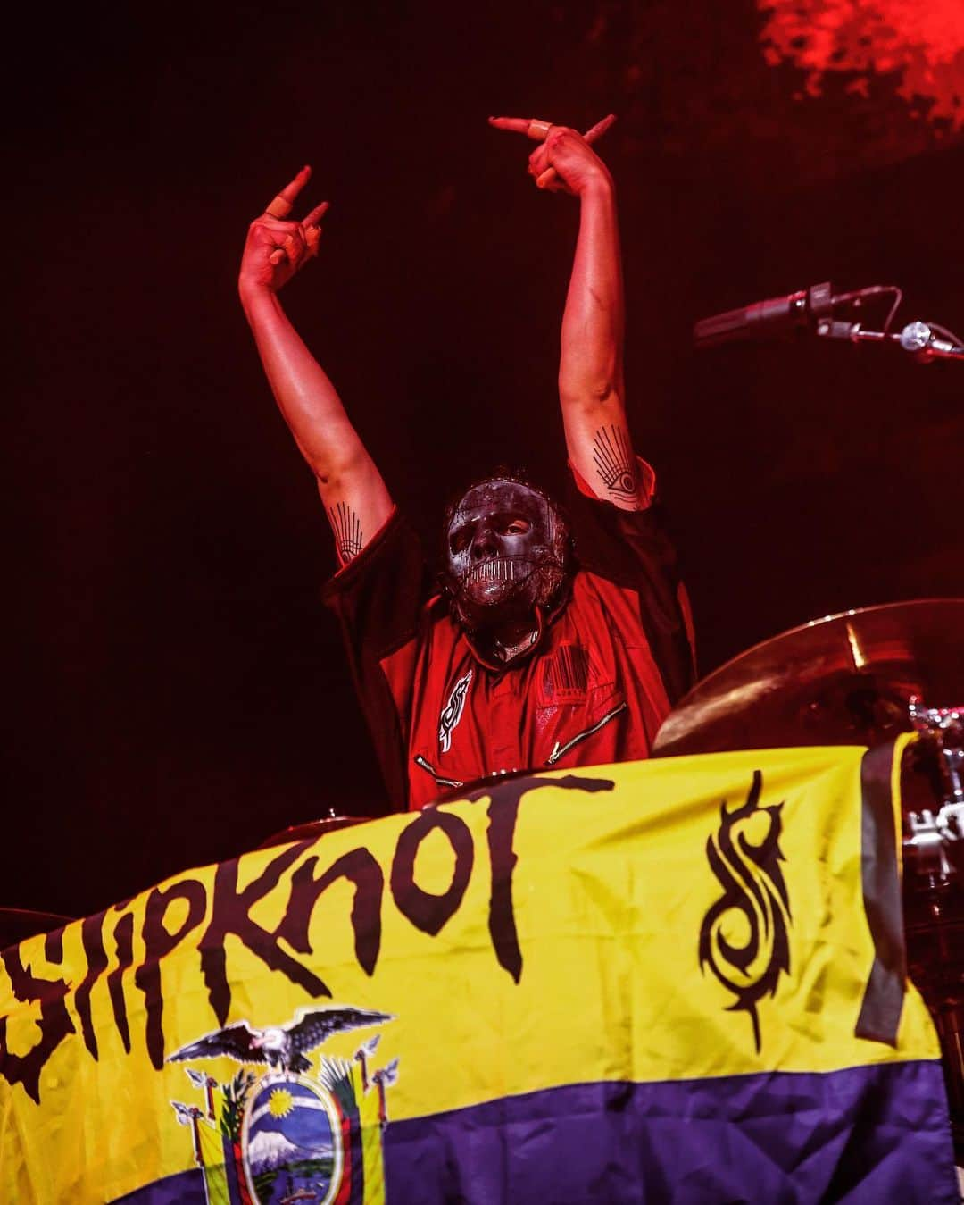 Slipknotさんのインスタグラム写真 - (SlipknotInstagram)「🇪🇨 #WeAreNotYourKind 🇪🇨」11月30日 8時40分 - slipknot