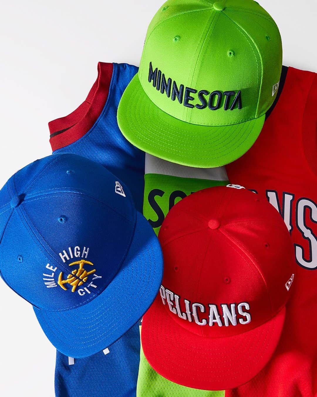 ニューエラ・キャップのインスタグラム：「Make a statement with the NBA Authentics: Statement Series cap. Shop all teams now at neweracap.com •  Black Friday at #NewEraCap. 25% of orders of $50 or more, 30% of orders of $100 or more. Exclusions apply.」
