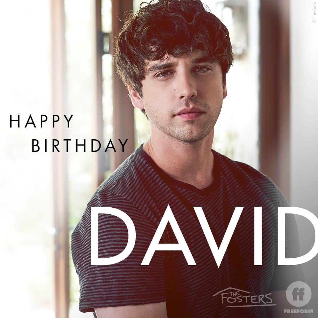 フォスター家の事情のインスタグラム：「Happy birthday to our @dglambert. We’re so thankful for you. ________________________ Leave your birthday wishes for David below!」