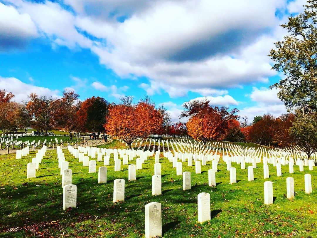 RyosukeTakenakaのインスタグラム：「cemetery. . #arlington #dc #usa #thanksgiving #washingtondc」