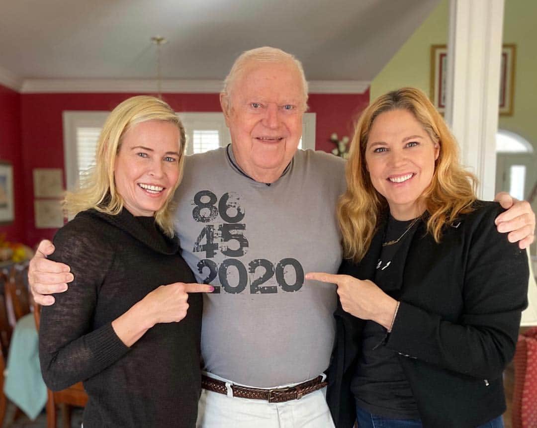メアリー・マコーマックのインスタグラム：「We love my Dad.」