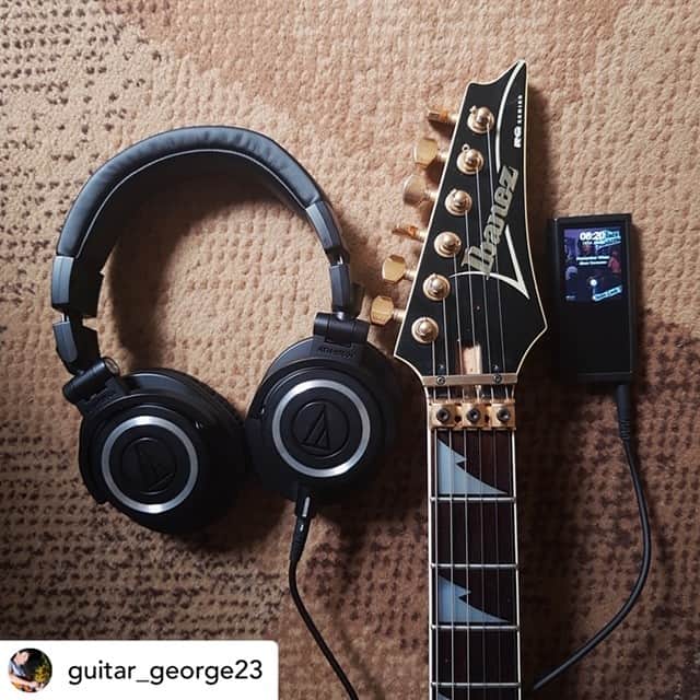 Audio-Technica USAさんのインスタグラム写真 - (Audio-Technica USAInstagram)「#FanPhotoFriday: Make some music with your ATH-M50x headphones.  Thanks for sharing, @guitar_george23! . . . #AudioTechnica #ATHM50x #M50x #Headphones #Music #Musician #MusicLovers #MusicGear」11月30日 1時22分 - audiotechnicausa