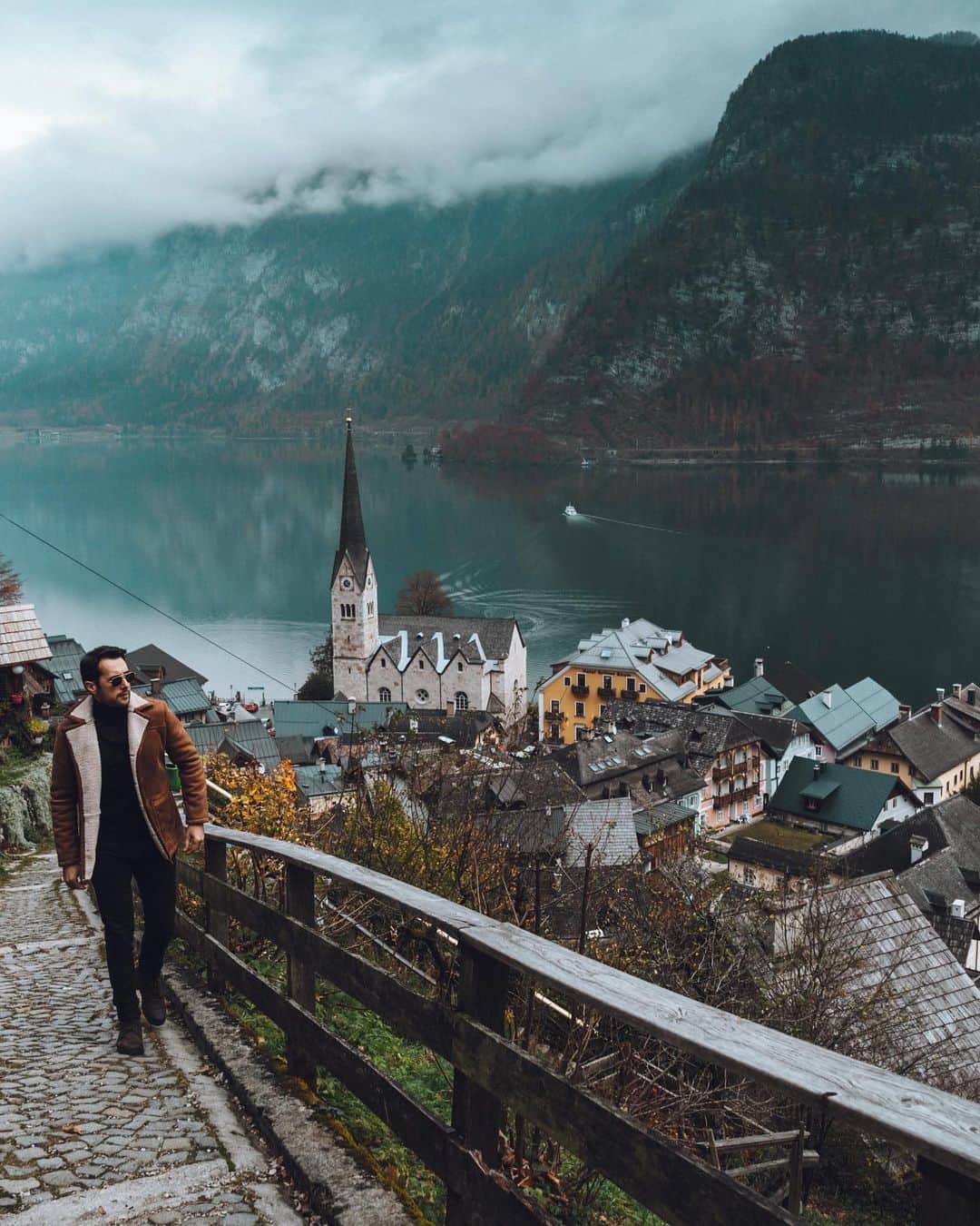 Sezgin YILMAZのインスタグラム：「You, Me and Hallstatt..」
