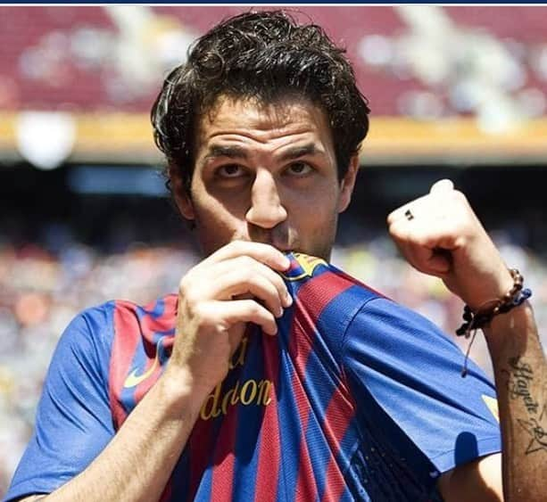 セスク・ファブレガスさんのインスタグラム写真 - (セスク・ファブレガスInstagram)「Felicitats @fcbarcelona pels 120 anys. Tot un privilegi defensar aquests colors durant tants anys 🙏🏻👏🏻」11月30日 2時47分 - cescf4bregas