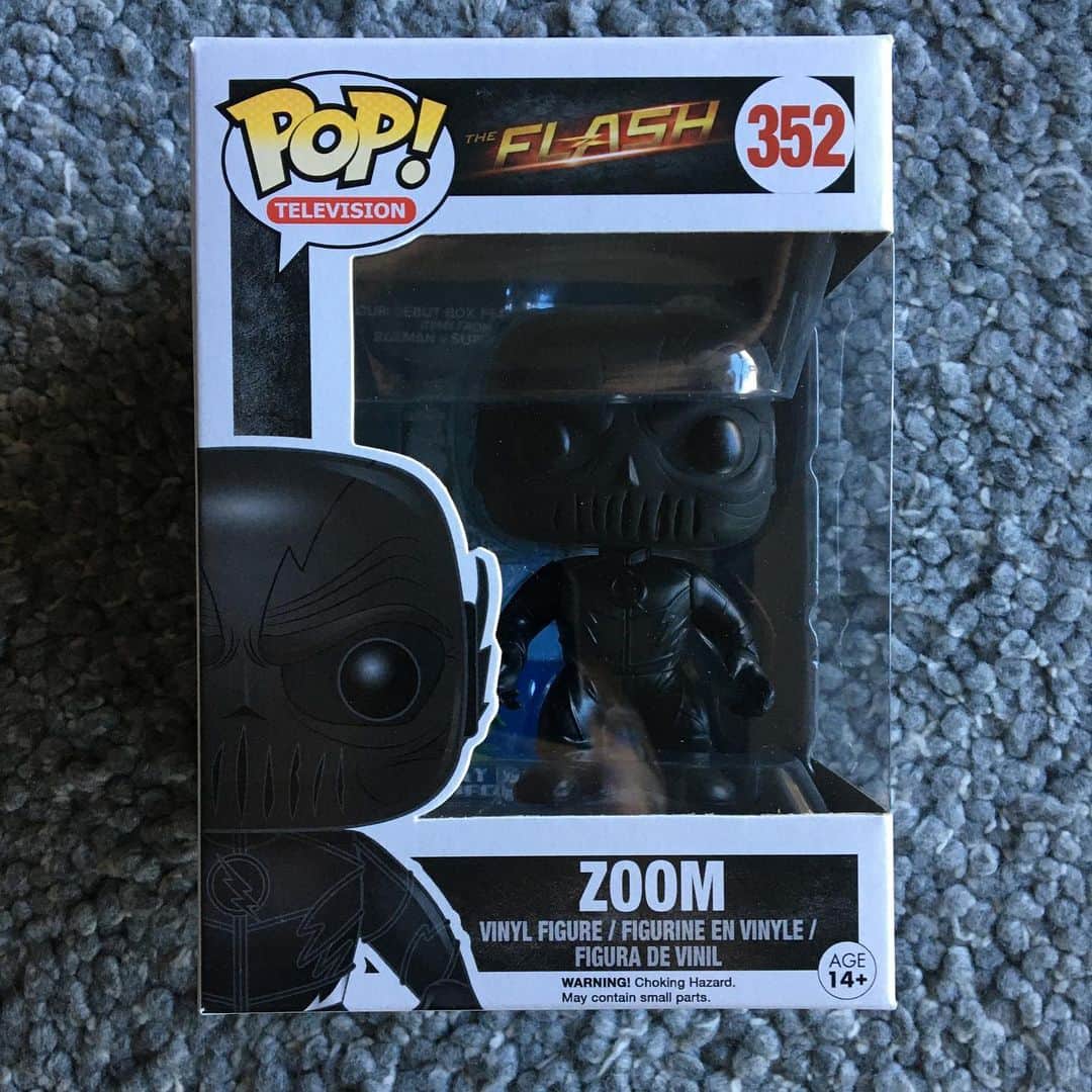 テディ・シアーズのインスタグラム：「Hi everybody, Teddy here. Trying something new: IN THE NEXT 24 HOURS I’m selling 7 Zoom Funko Pops out of my collection on eBay- I created a brand new seller page just to do it. Go to teddysearsauctions and you’ll see the listing ONCE EBay approves it. It’s legit. It’s me. And I’ll sign and personalize them for you. Shipping is free TO THE USA and a portion of the sale goes to charity because, well, it’s the holidays! And I’ve been getting requests to sign people’s Pops if they send em to me. And because I don’t want anyone sending me theirs in the mail, I’m selling some of mine and will send them to you. It’s easier for everyone that way. Once they’re sold, I’ll get your name and make it out you (or whoever). Easy peasy. Ok, that’s it. I’m aiming to ship them asap, so buy em and I’ll get em to you. Thanks everyone! -teddy」