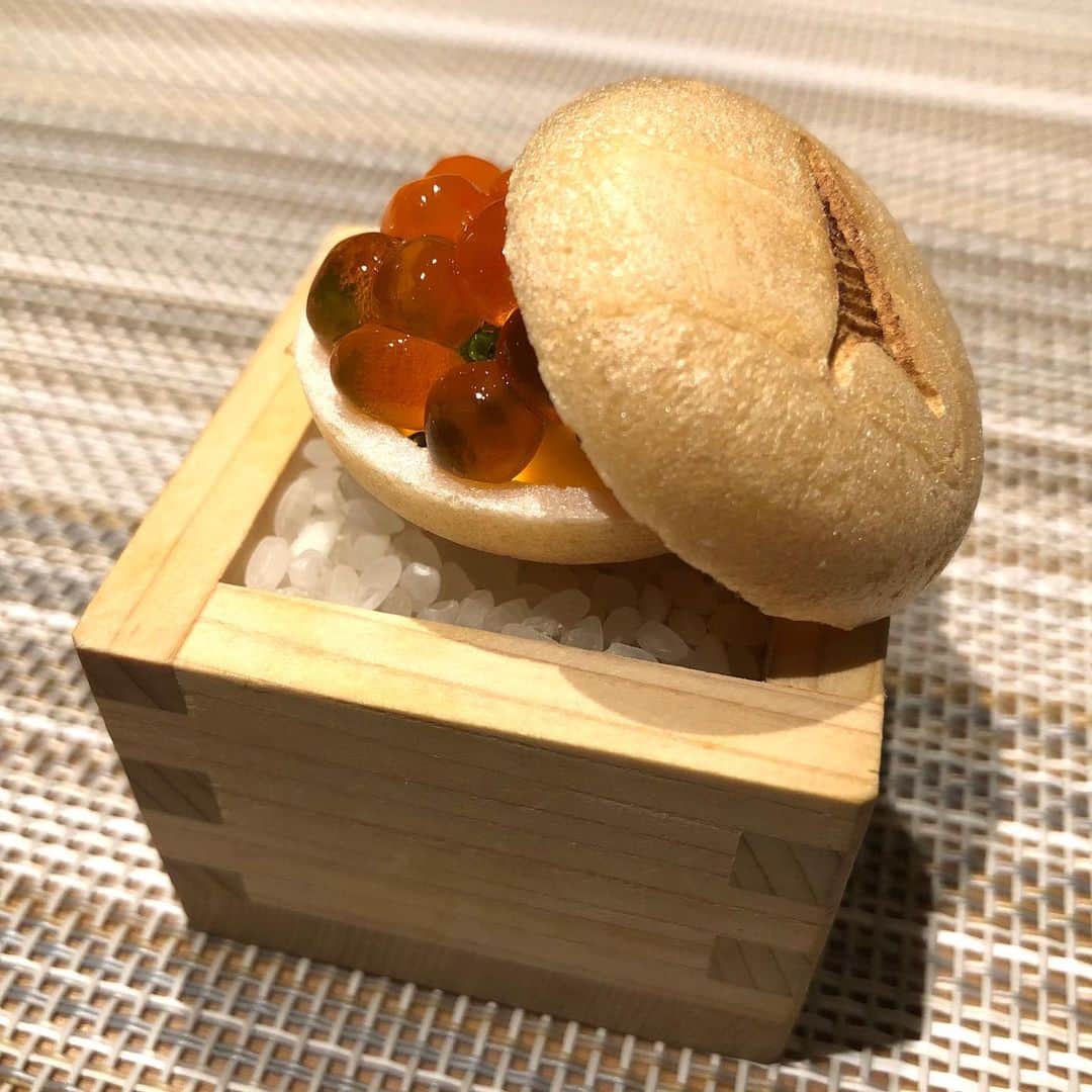 戸賀敬城のインスタグラム