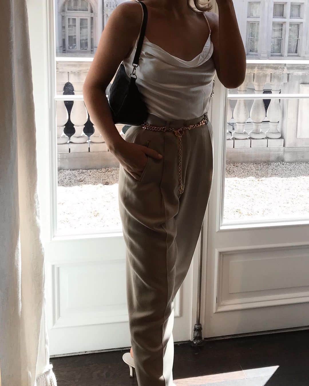 Kelsey Simoneのインスタグラム：「My look from when I was filming for @ralphlauren 🌹」