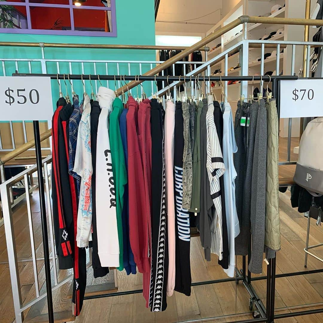 WILD STYLEのインスタグラム：「Special sale is going on! #melrose #blackfriday #la」