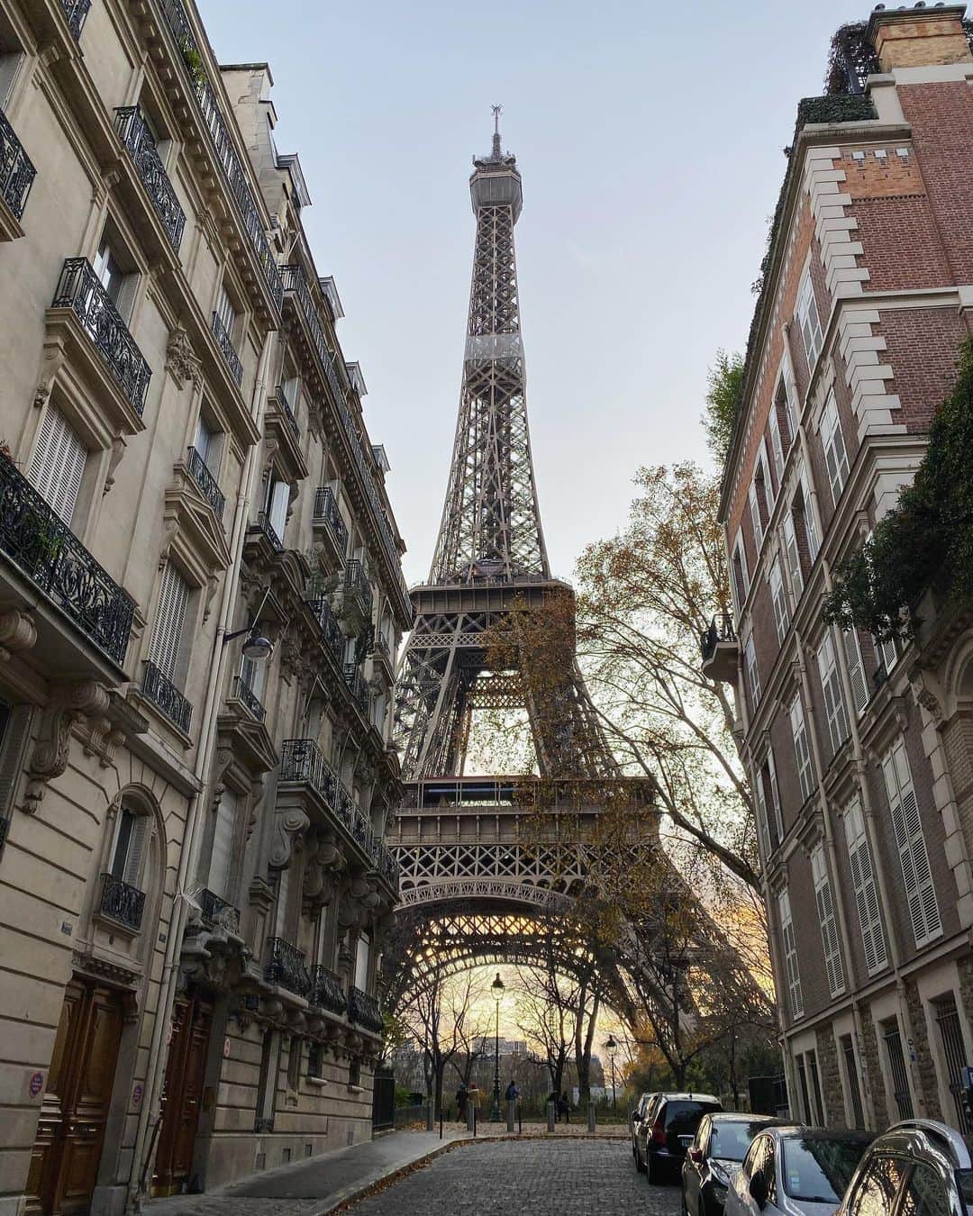 サンディさんのインスタグラム写真 - (サンディInstagram)「Paris... 💙」11月30日 7時02分 - sandyoficial