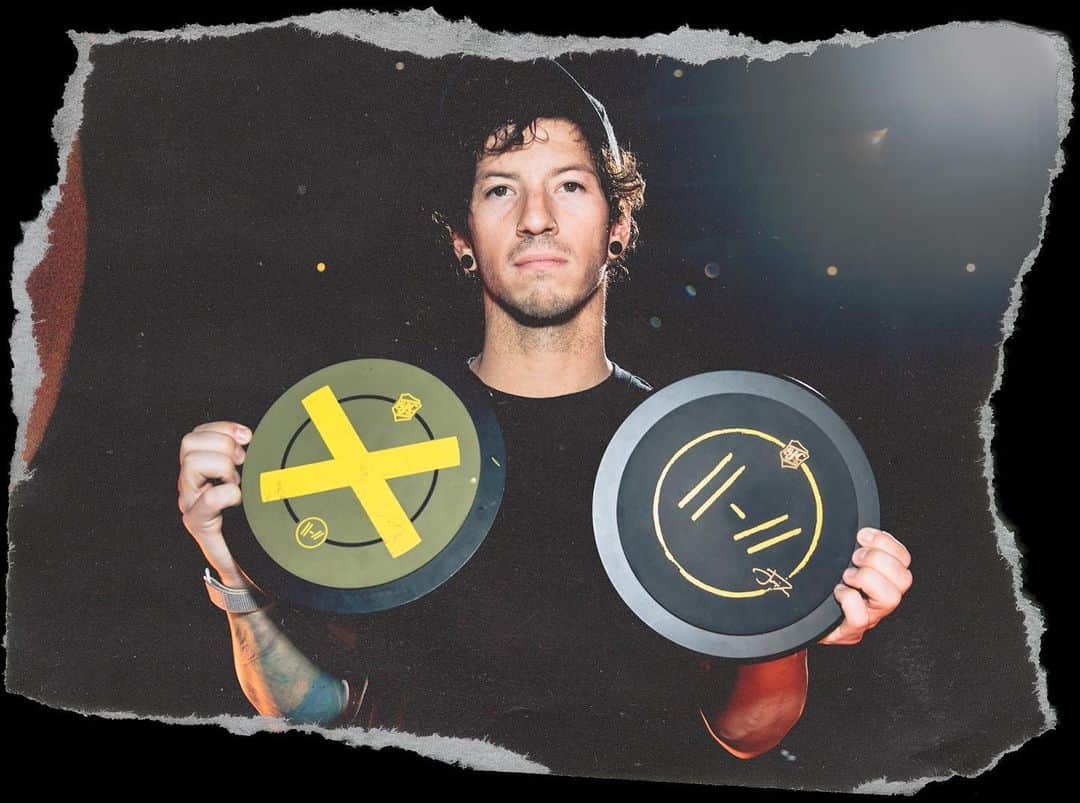 ジョシュ・ダンのインスタグラム：「I use one of these every day when I have to practice Little Drummer Boy. @sjcdrums」