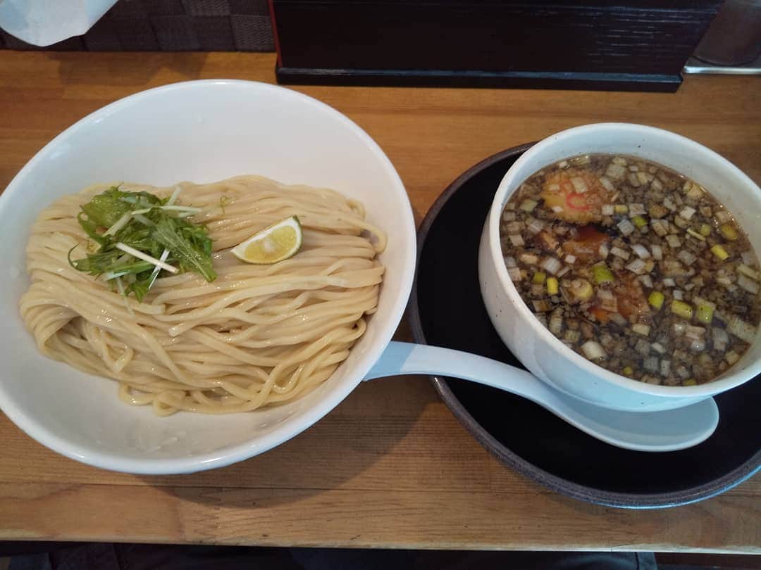 TAJIRIのインスタグラム：「the best  tsukemen ever.#tajiri #osaka #seimenya #清麺屋」
