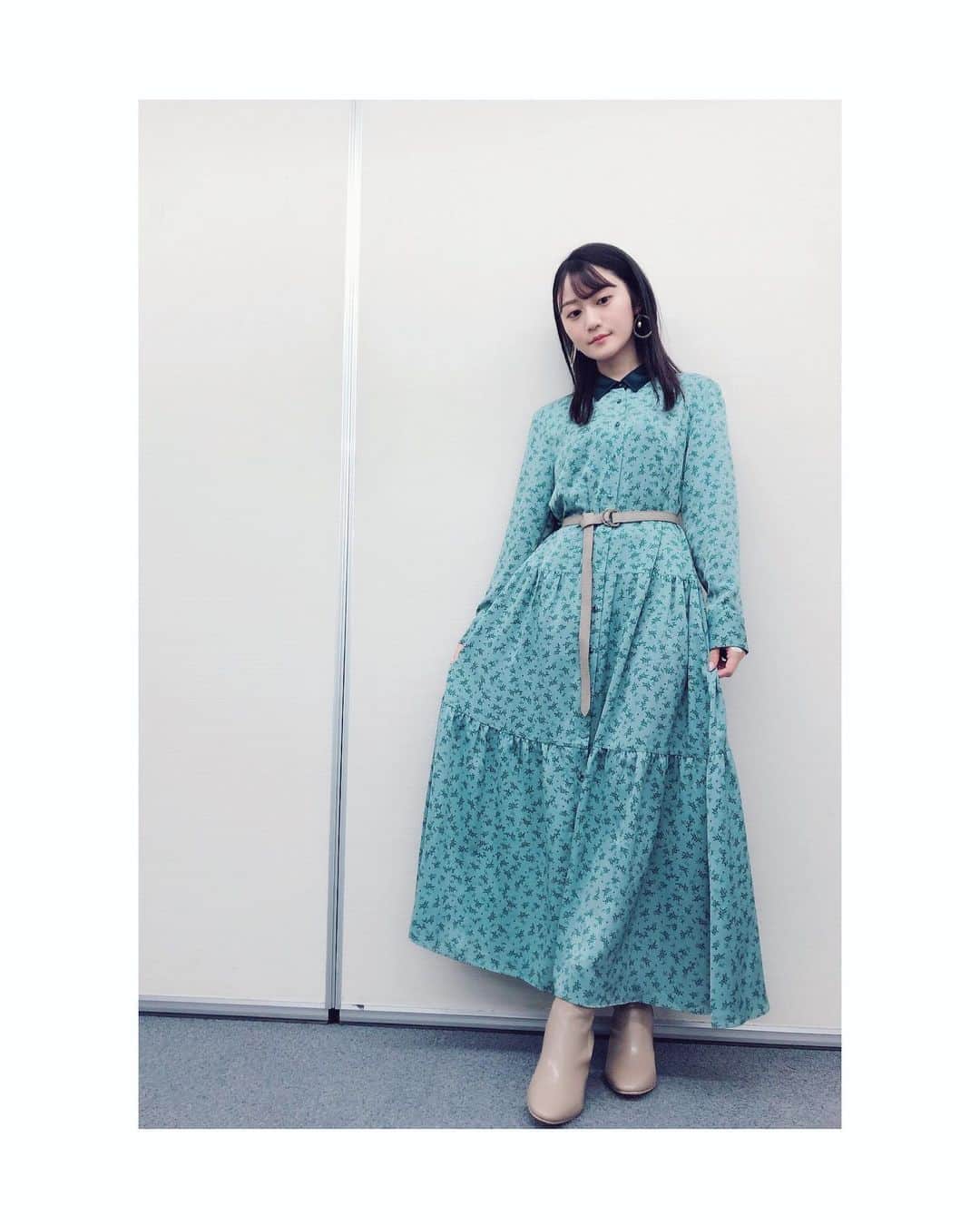 小倉唯さんのインスタグラム写真 - (小倉唯Instagram)「本日の衣装♪さなを意識して、グリーンのロングワンピースにしてみました👗  #マギレコ #KPF2019 #ロングワンピース  #👗 #dress」11月30日 18時02分 - yui_ogura_official