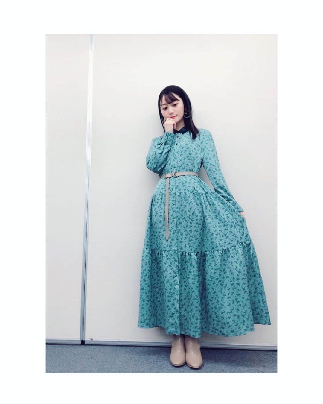 小倉唯さんのインスタグラム写真 - (小倉唯Instagram)「本日の衣装♪さなを意識して、グリーンのロングワンピースにしてみました👗  #マギレコ #KPF2019 #ロングワンピース  #👗 #dress」11月30日 18時02分 - yui_ogura_official