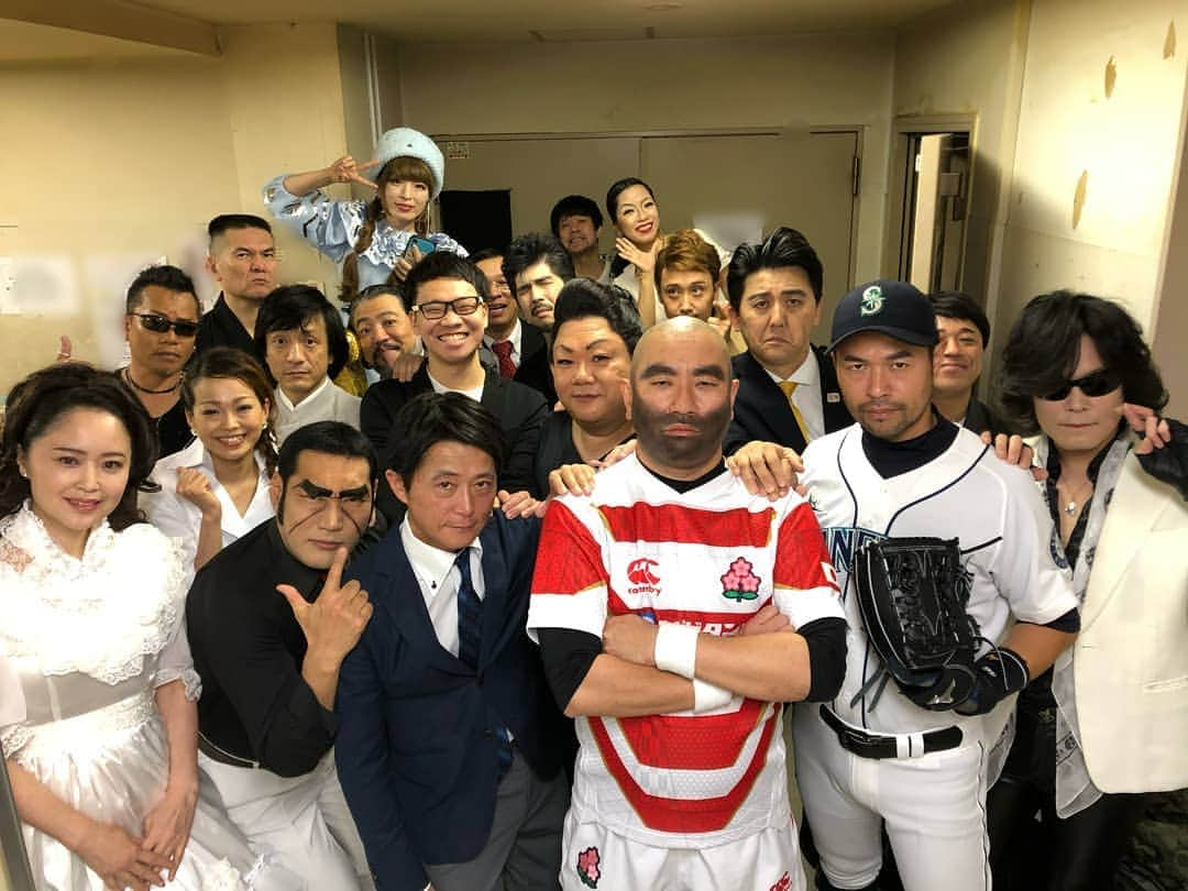 ニッチロー'さんのインスタグラム写真 - (ニッチロー'Instagram)「【ONE TEAM】  ルミネtheよしもと&そっくり館キサラコラボ  #oneteam #ルミネtheよしもと #そっくり館キサラ  #ものまね軍団歌謡ショーコメディSP」11月30日 9時23分 - nicchiro5.1