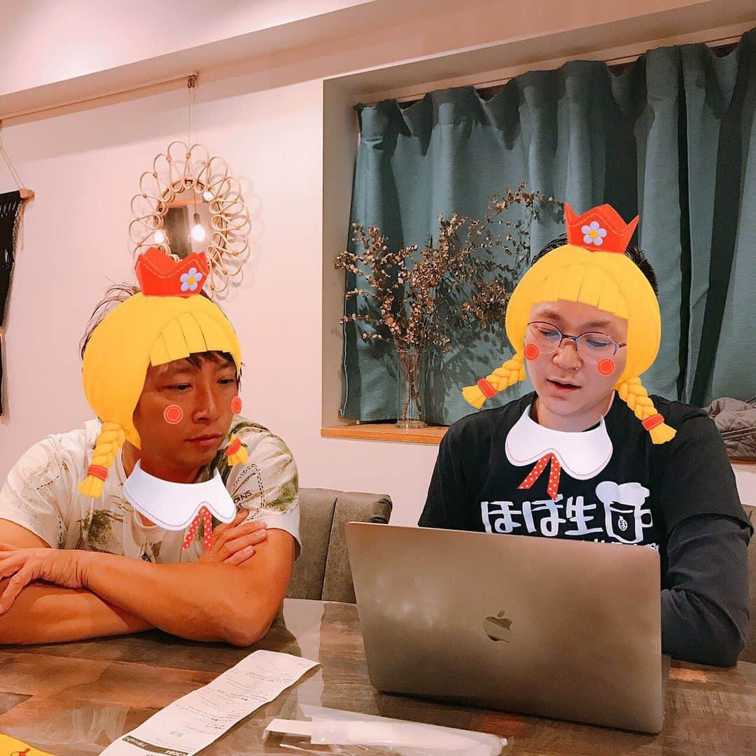 イツカノオトさんのインスタグラム写真 - (イツカノオトInstagram)「今夜はラジオノオト再放送ディ。 是非お楽しみ下さい♪ ★FM Kawaguchi 「ラジオノオト」 放送日　毎週水曜日18:30-19:00 （毎週土曜日 20:30-21:00再放送） 詳細はこちら！ https://itsukanooto.com/news/163316  @hds164 @susumu_nishikawa_5 @kab_kairakudo #イツカノオト　#西川進　#KAB. #コバヤシヒロシ　#ツインボーカル  #ボーカル　#シンガー　#シンガーソングライター　#ギタリスト　#ギター　#ダブルボーカル　#シェアワセ　#ゴルフネタ　#happy #smile #love #loveu #sherethelove #twinvocal #vocal #singer #singersongwriter #guitarist #guitar #double-vocal #バンド　#三人組  #ドロシー？」11月30日 10時24分 - itsukanooto