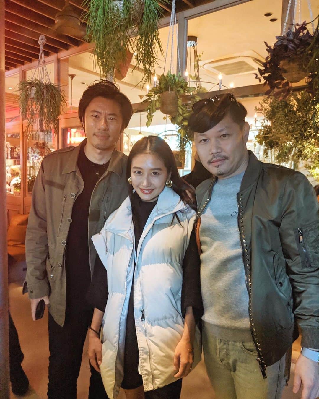 Icumi Oohamaさんのインスタグラム写真 - (Icumi OohamaInstagram)「BRENTWOOD TERRACE. . 今月、二子玉川にOPENした "ブレントウッドテラス". 森野&ラくん、改めてオメデト〜☺︎☺︎ . 素敵な内装に美味しい食事♪. そしてテラスから高島屋の屋上広場まで繋がっているので. 子供たちも思う存分走り回って遊べるなんてありがたい♪. また晴れた日に行こう♪. . #brentwoodterrace #futakotamagawa #tokyo #japan」11月30日 10時59分 - icumi___