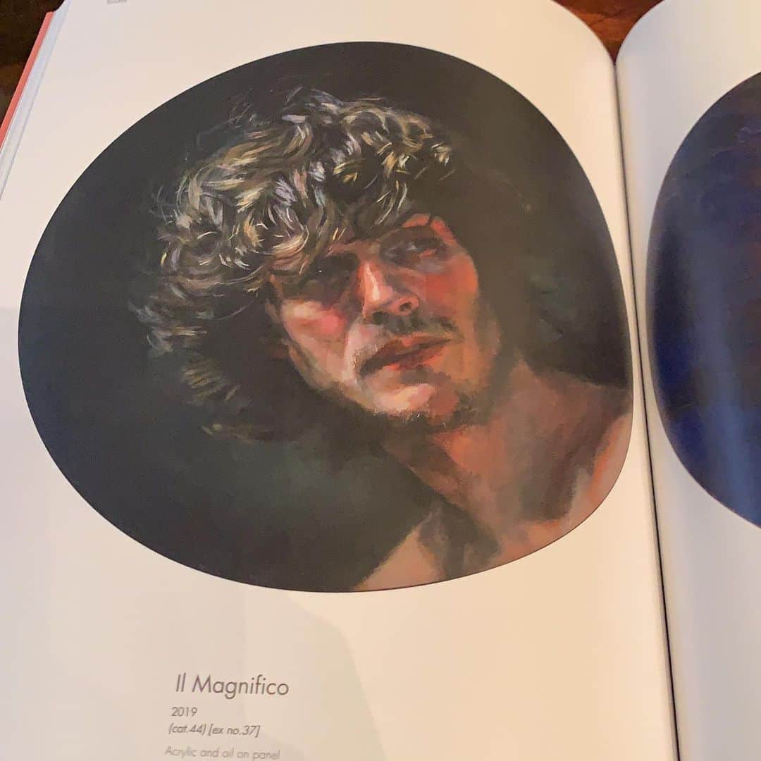 ダニエル・シャーマンさんのインスタグラム写真 - (ダニエル・シャーマンInstagram)「Belated congrats to @lorna_may_  and her wonderful Retrospective in Sheffield. A gem of a lady x (Thanks for painting over my black eye)」11月30日 11時09分 - danielsharman