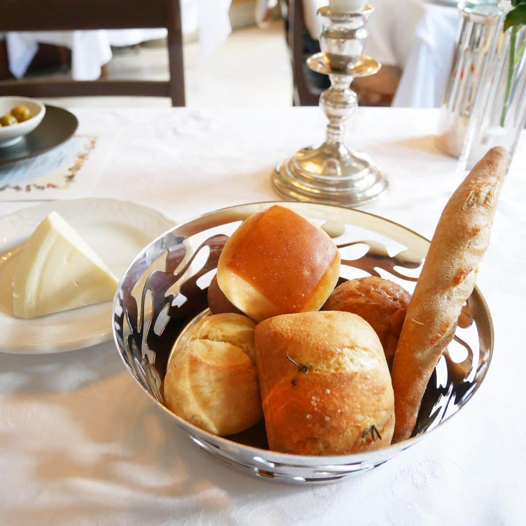 minsayuさんのインスタグラム写真 - (minsayuInstagram)「* 美味し可愛いかったマダムトキ🥰❤️ デザートワゴンでは🍮とティラミスは絶対選んで欲しい🤤🎂 #マダムシンコ #バームクーヘンちゃうよ」11月30日 12時02分 - minsayu