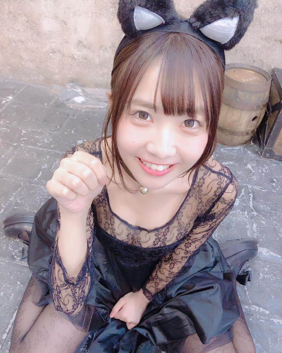 天羽希純のインスタグラム：「猫にもなったんだよ！🐈 飼って💓  #水着 #泳衣 #swimwear #ビキニ #bikini #bikinigirls #コスプレ #cosplay  #japanesegirl #巨乳 #谷間 #可愛い女の子 #グラビア #gravure #グラドル #アイドル #Japaneseidol #撮影会 #撮影会モデル #被写体 #太もも #フェチ」