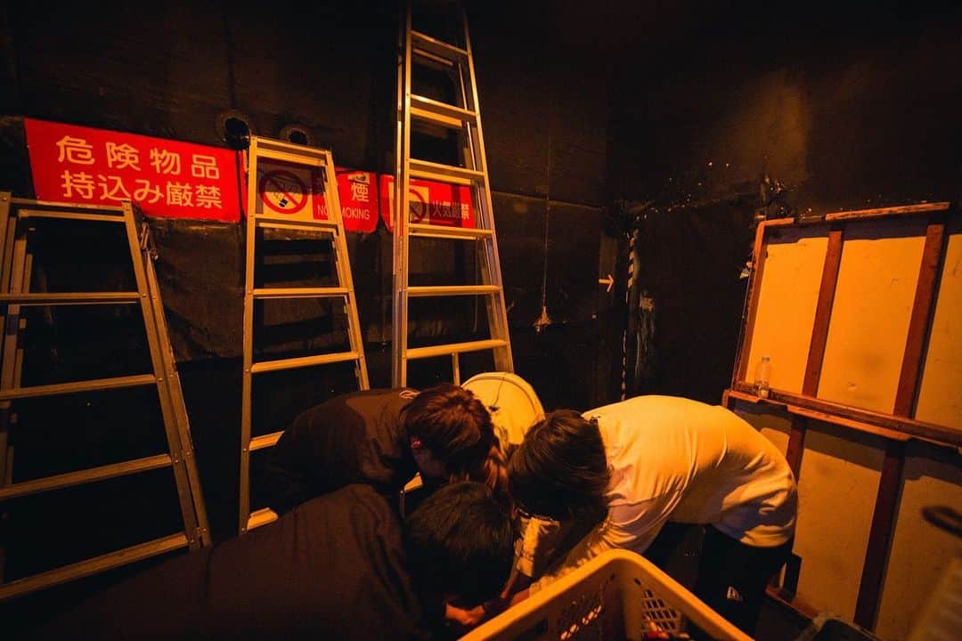 岩野亨さんのインスタグラム写真 - (岩野亨Instagram)「オフショットだお📷  photo by @tetsuyayamakawa」11月30日 14時26分 - toru_howlbequiet