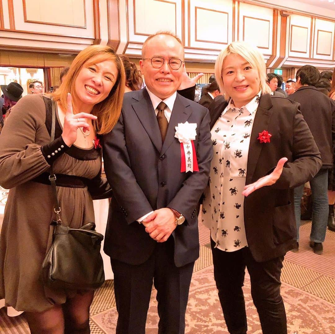 下田美馬さんのインスタグラム写真 - (下田美馬Instagram)「昨夜は キン肉マン 40周年感謝の会  ゆでたまご 中井先生　嶋田先生 関係者の皆様 心よりお祝い申し上げます  両先生の素晴らしいお話 キン肉マン愛に溢れた宴に 参加出来ました事 感謝致します  これからも 世界中のキン肉マンファンを 喜ばせて下さい  #11月29日金曜日 #いいキン肉の日 #祝40周年」11月30日 14時56分 - mima_tia_shimoda