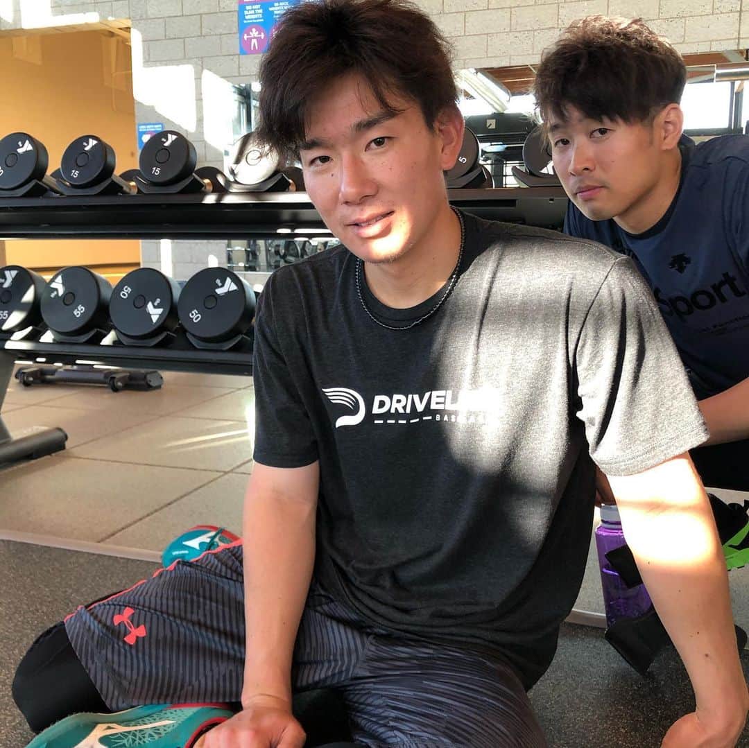 成田翔さんのインスタグラム写真 - (成田翔Instagram)「残りのシアトルでのトレーニングの時間も少なくなってきました！ みんな、元気です✌️✌️」11月30日 15時12分 - kakeru_41