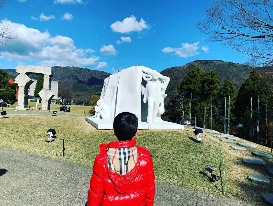 真樹麗子さんのインスタグラム写真 - (真樹麗子Instagram)「Art is Life...🌈 #picasso  #箱根彫刻の森美術館  #箱根 #アートに触れる旅 #真樹麗子の旅gram」11月30日 15時13分 - makiofficial_0718
