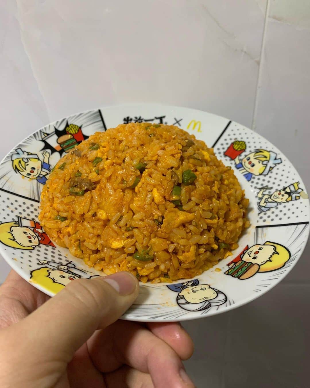 スティーブン・チョンのインスタグラム：「#同恒搵食  #黃金西炒飯 #夠食㗎啦」
