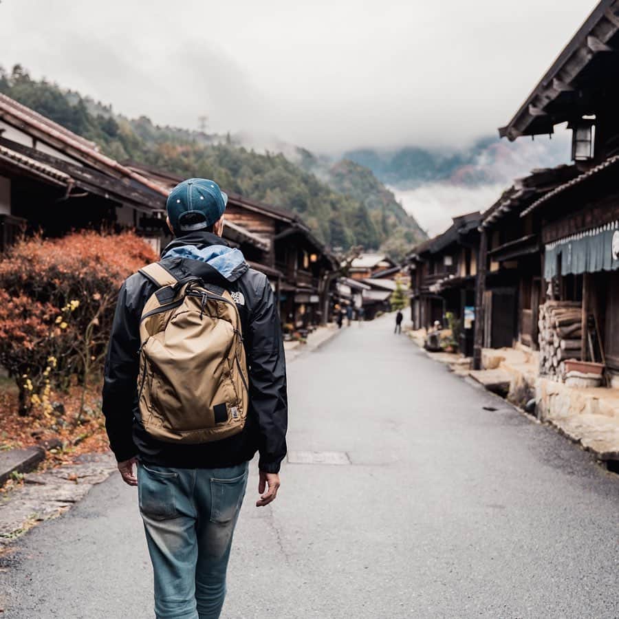 のりごとーのインスタグラム：「馬籠、妻籠、苗木城跡。 ノスタルジー巡りの家族旅行に行ってきました😊  本日20:00 YouTube動画も公開予定です。 よろしければご覧下さい！」