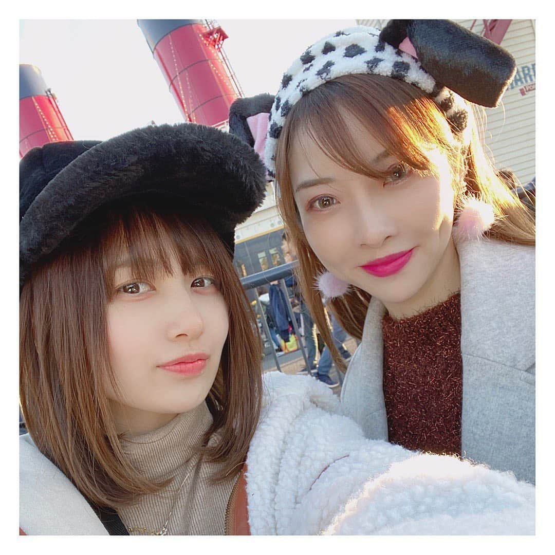 森杏奈さんのインスタグラム写真 - (森杏奈Instagram)「ㅤㅤㅤㅤㅤㅤㅤㅤㅤㅤㅤㅤㅤ ㅤㅤㅤㅤㅤㅤㅤㅤㅤㅤㅤㅤㅤ 中国語を教えて貰っていたチィさんとこの前🐭👑 ㅤㅤㅤㅤㅤㅤㅤㅤㅤㅤㅤㅤㅤ とっても楽しかった～☺️♡ ㅤㅤㅤㅤㅤㅤㅤㅤㅤㅤㅤㅤㅤ ⇝2枚あります📷🌈 ㅤㅤㅤㅤㅤㅤㅤㅤㅤㅤㅤㅤㅤ #disney #ディズニー #disneysea #ディズニーシー #でぃずにーしー #tds  #christmas #xmas #クリスマス #christmasdisney #クリスマスディズニー ㅤㅤㅤㅤㅤㅤㅤㅤㅤㅤㅤㅤㅤ」11月30日 19時33分 - _morianna