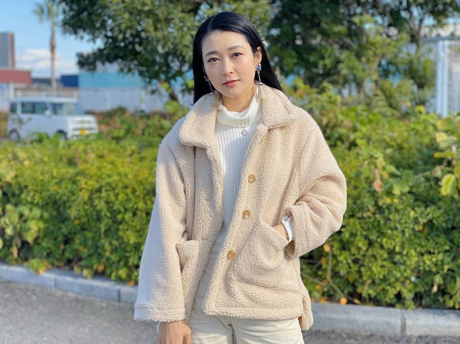 Karunaさんのインスタグラム写真 - (KarunaInstagram)「🌿👩🏼 ㅤㅤㅤ  Outer #7things Tops #searoomlynn Bottoms #uniqlo  Necklace #oia_tokyo  Earring #studious × #toga ㅤㅤㅤㅤㅤ #fashion」11月30日 20時11分 - karuna0520