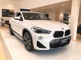 鎌田ひかりさんのインスタグラム写真 - (鎌田ひかりInstagram)「今日、車を買いました😚 大興奮。 来月会えるの楽しみ。 その前に免許取らないとw #更新し忘れ #なんというミス #試験勉強頑張ります #目標がないと頑張れないタイプ #BMW #X2 #ホワイト #カーセブン」11月30日 20時12分 - kamata.hikari