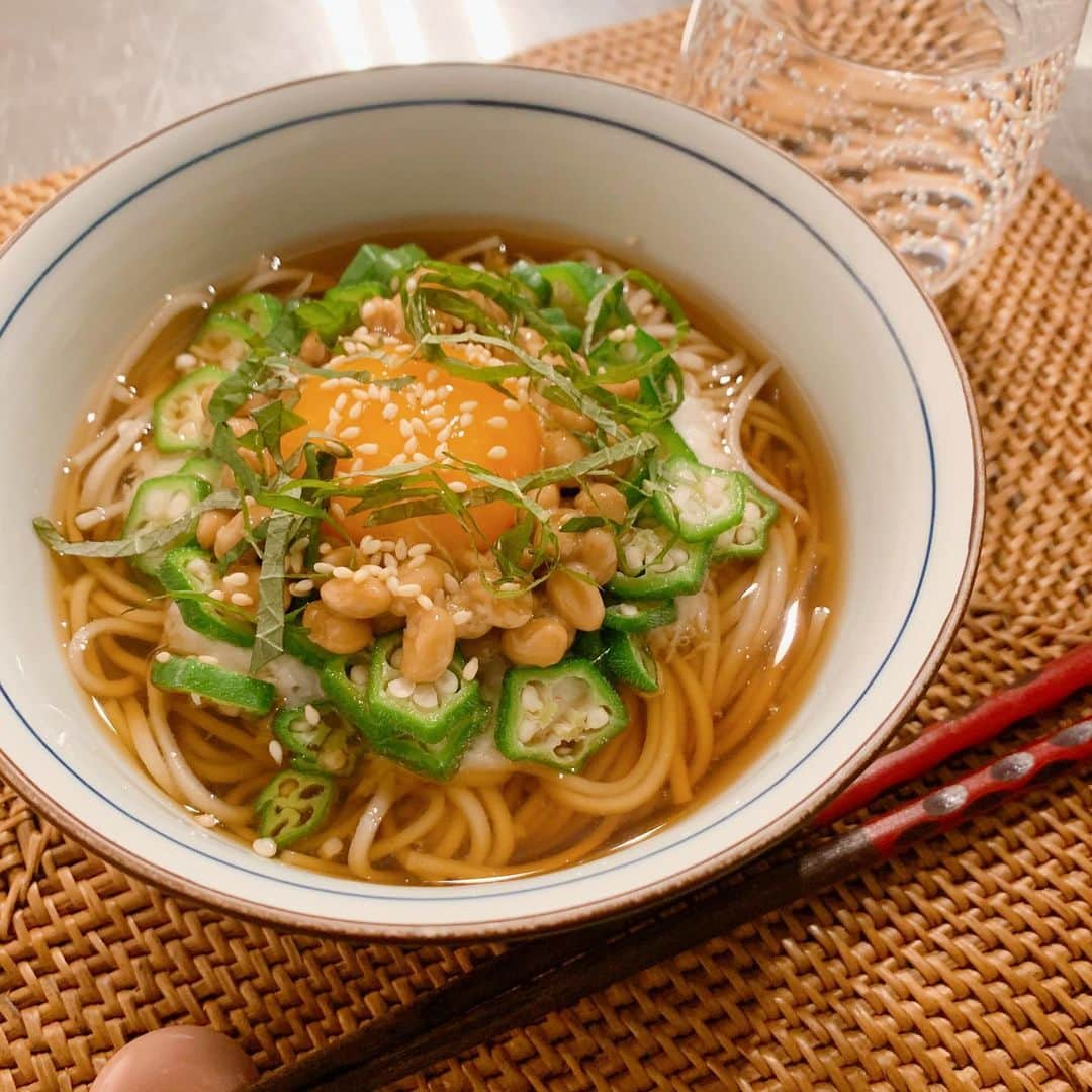 川嵜美佳さんのインスタグラム写真 - (川嵜美佳Instagram)「Today’s #supper  #長芋 #おくら #納豆 #そば  #茅乃舎だし #healthy :) ♪  今日はいっぱい歩いて、 #workout も #スパルタ コース ;) もう…12月… Life is short...Going my way.  #おうちごはん #diet #japanesefood #love #lovemylife #foodie」11月30日 20時24分 - mika_kawasaki