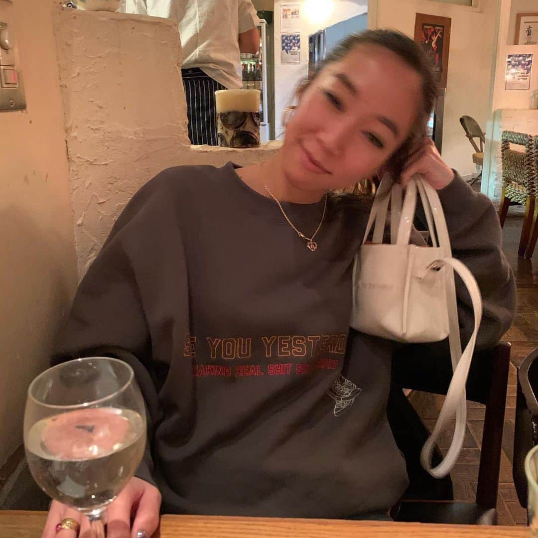 UlalaGirlのインスタグラム：「If you aren’t happy, don’t talk to me.」