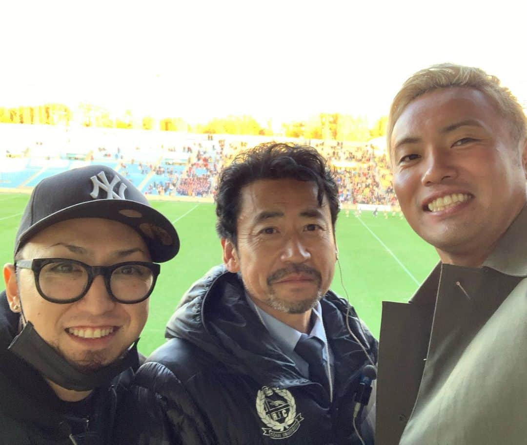 オカダ・カズチカさんのインスタグラム写真 - (オカダ・カズチカInstagram)「MAHさんと木村監督と！ ラグビー楽しいなぁ！」11月30日 21時15分 - rainmakerxokada