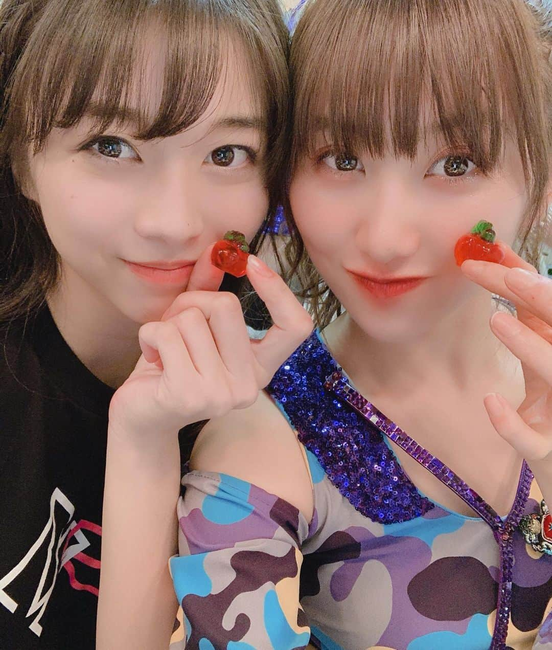 牧野真莉愛さんのインスタグラム写真 - (牧野真莉愛Instagram)「♡ ♡ ✨モーニング娘｡'19コンサートツアー秋 ～KOKORO&KARADA〜✨ 11/30(土) ベイシア文化ホール  群馬公演ありがとうございました❣️❣️ ・ 100％ゆうき⚾️ ・ 💕佐藤優樹さん💕 佐藤さんがグミくれました🍎 佐藤さん天使すぎる🎀💖 佐藤優樹さんのグミ＝天使のグミ🍎💕 今日の佐藤さん今日も佐藤さん 田中賢介の東京ドームラスト←まりあが試合間に合ったのは“佐藤のおかげです”。 ひみつの佐藤さんのお話🐰 つづく ♡ ♡  #斎藤佑樹 投手💙 #lovefighters #佐藤優樹 さん💕 #モーニング娘19 #morningmusume19」11月30日 22時01分 - maria_makino.official