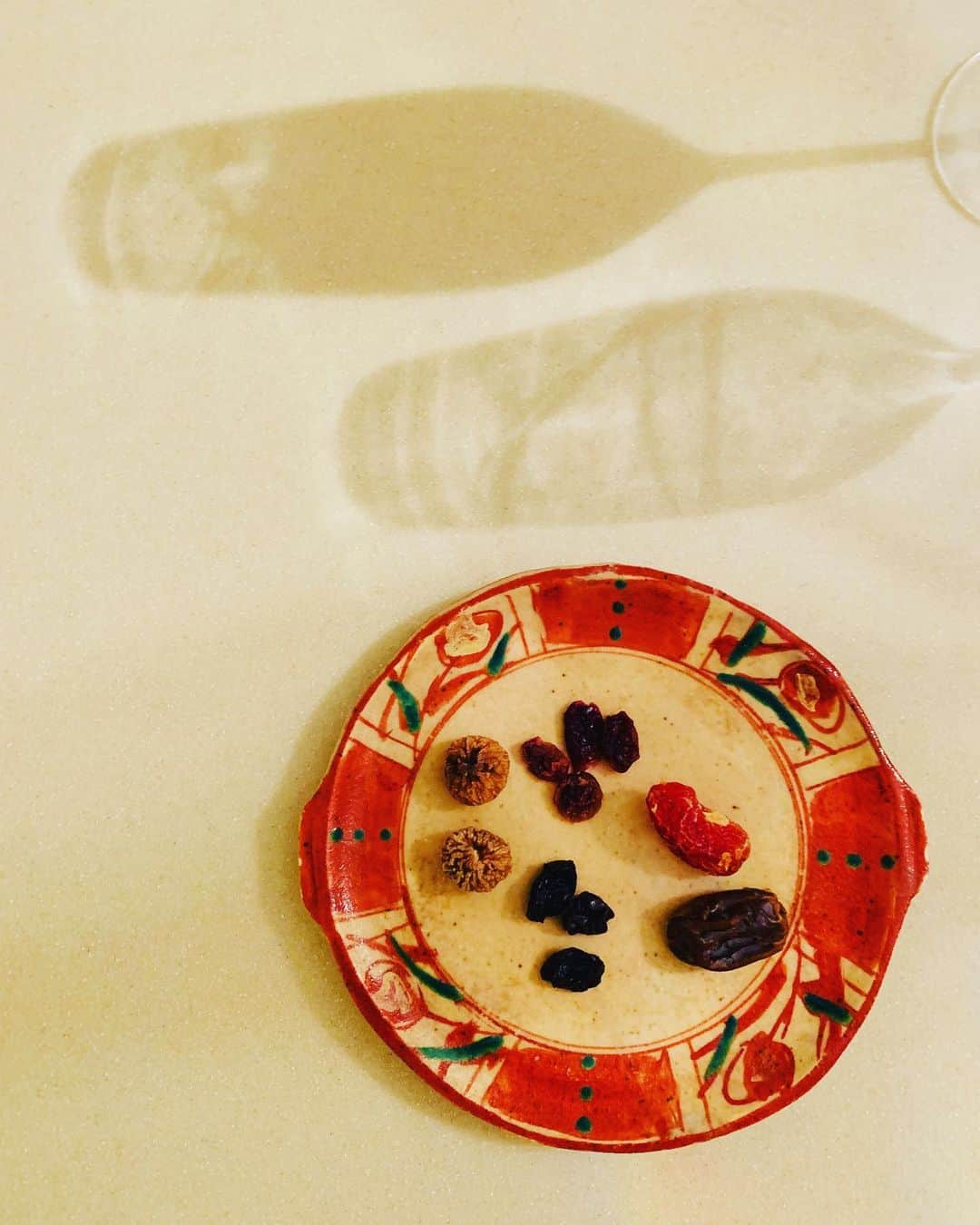奥菜恵さんのインスタグラム写真 - (奥菜恵Instagram)「鶏胸肉待ち。  #ヘルシー #おつまみ #鶏胸肉 #ドライフルーツ #低温調理」11月30日 22時03分 - megumi_okina