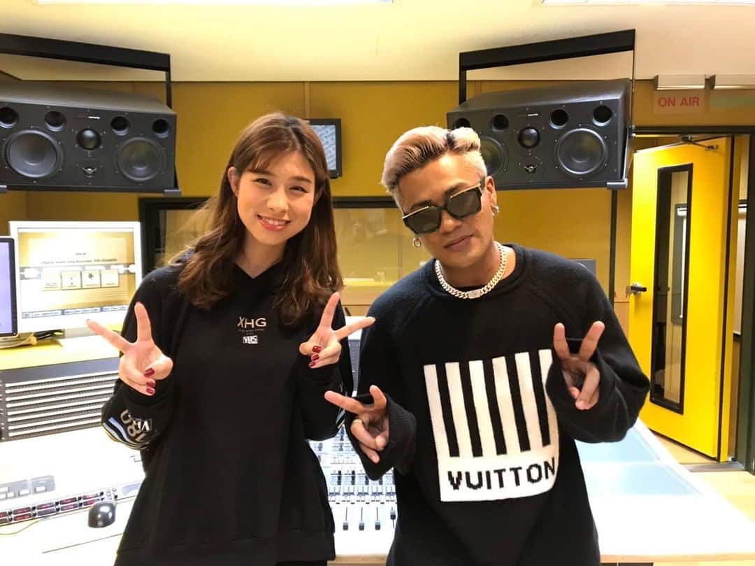 のインスタグラム：「今週の #FM802 WONDER POPは ゲストにCrazyBoyさんお迎えしました！ 🌟初のCDシングル「DONNA???」についてたっぷりと😊 不定期開催の #居酒屋わんだー にも参加♨️ リスナーからのお悩み相談にものってもらいましたよ〜🙆‍♀️ #radiko でぜひタイムフリーしてくださいね✨  #802わんだー」