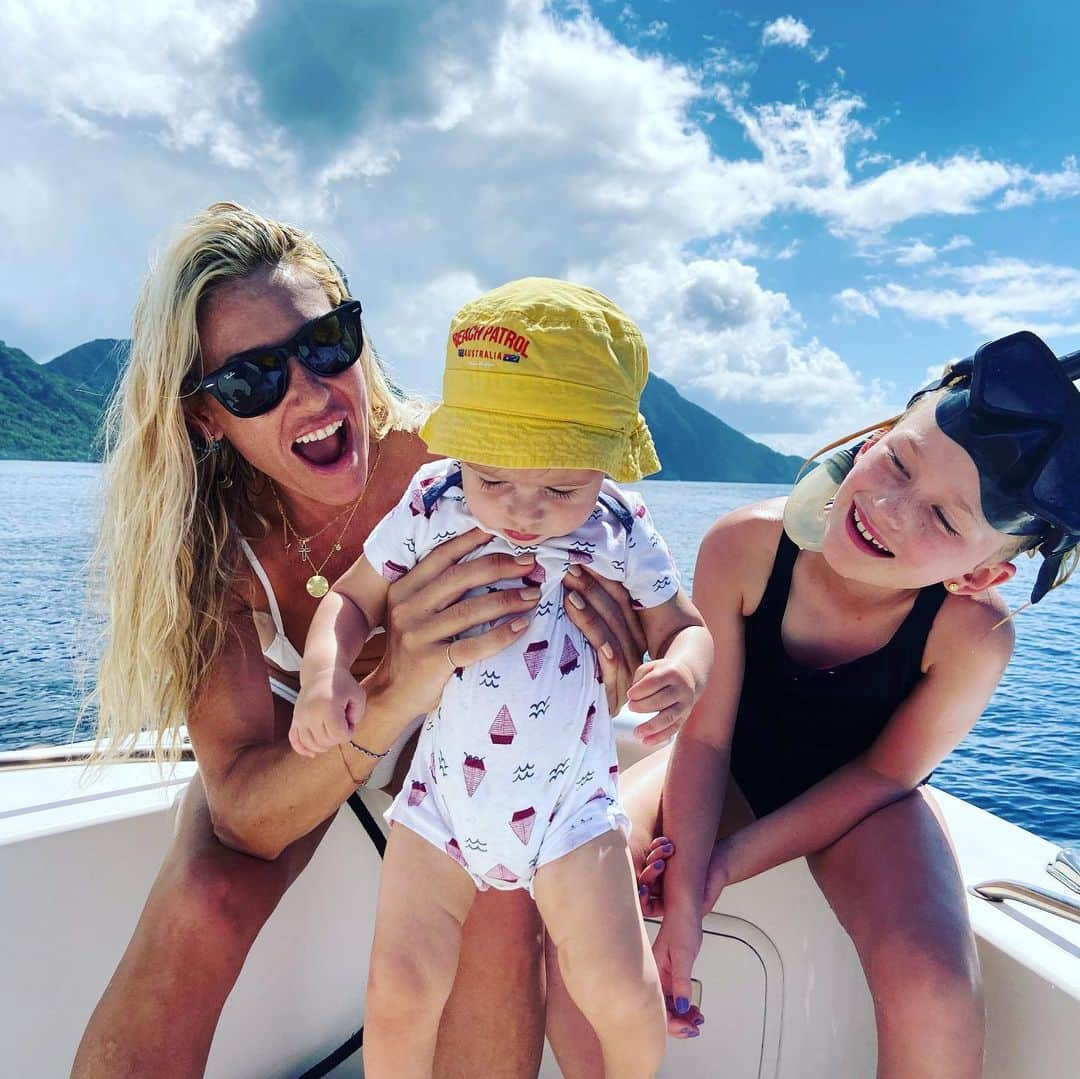 ベン・ワッツさんのインスタグラム写真 - (ベン・ワッツInstagram)「ST LUCIA it’s been emotional...... 5 th time here and it just gets better. Awesome active family holiday 👊👊 thank you @marigotbayresort and your fantastic staff and the incredible island 🌴 vibes of st Lucia  #caribbean #vibes #stlucia #pitons #marigotbayresort #benwatts #shhhh」11月30日 22時17分 - wattsupphoto