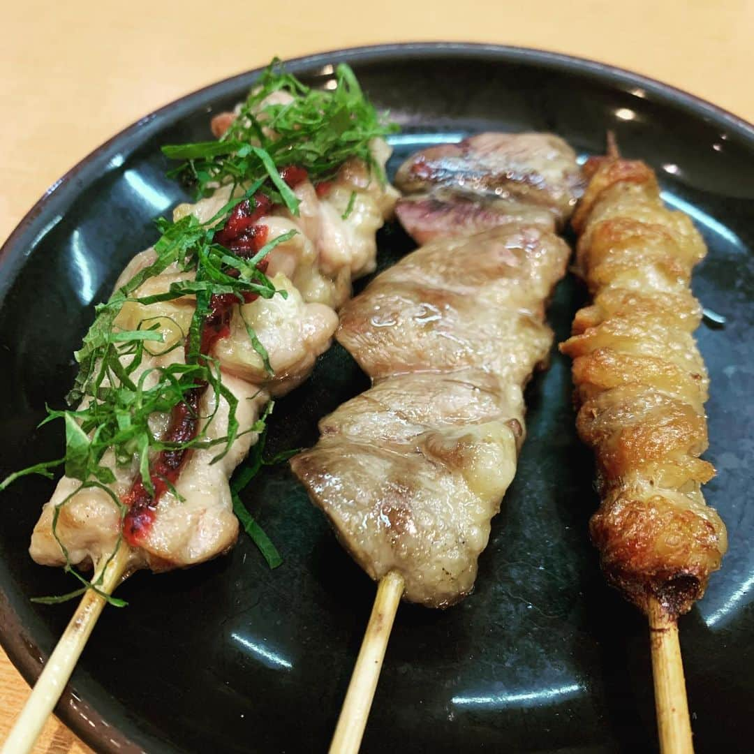 西川晃啓さんのインスタグラム写真 - (西川晃啓Instagram)「気絶焼き鳥  鳥栖の焼き鳥が美味しくて気絶  #あるある探検隊#レギュラー#気絶#気絶の日々#ギャグ#営業#山口#移動#鳥栖#竹乃屋#焼き鳥#1人#美味#せせり#最高」11月30日 22時20分 - kizetu