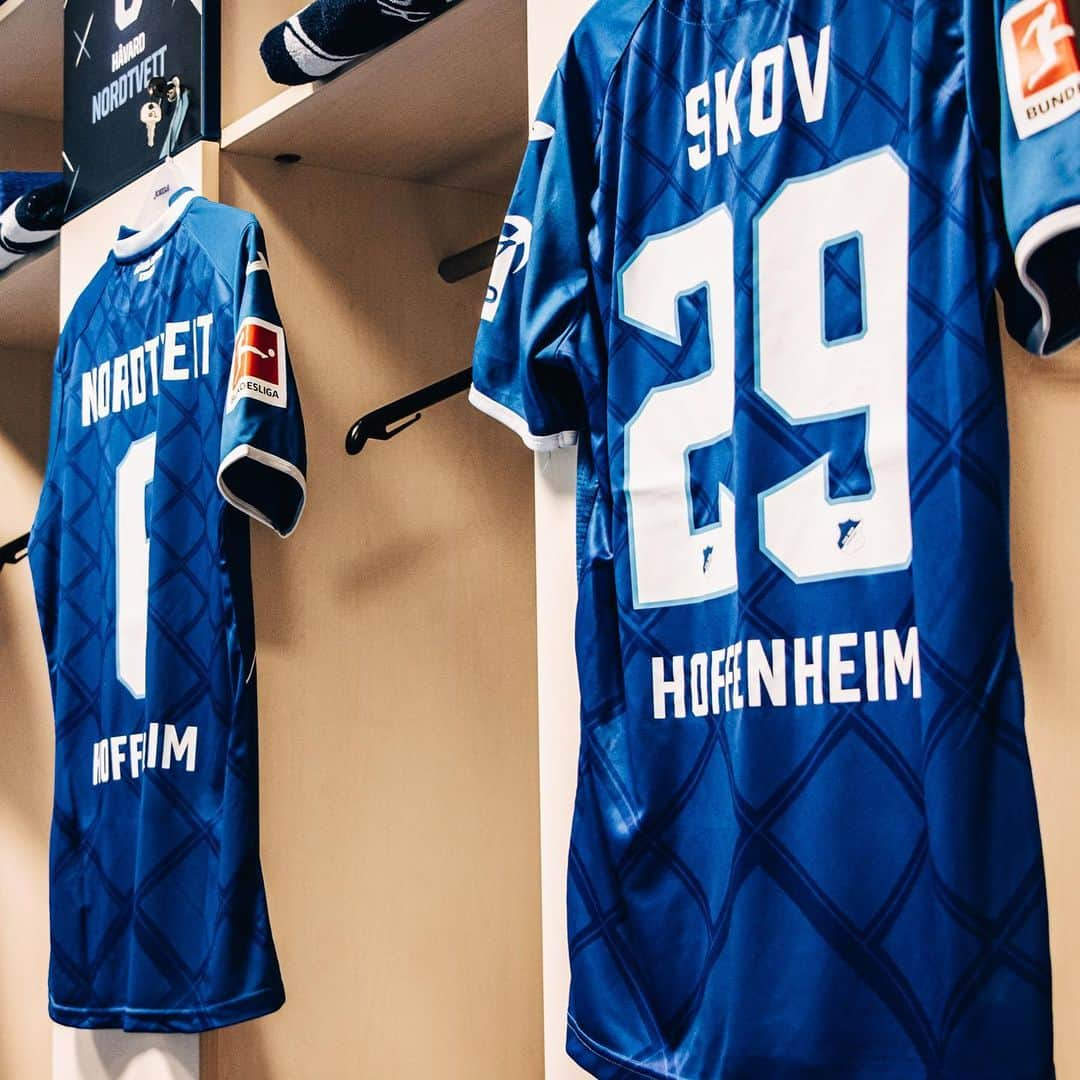 TSG1899ホッフェンハイムさんのインスタグラム写真 - (TSG1899ホッフェンハイムInstagram)「START1️⃣1️⃣ @olibaumann90, #Kaderabek,  @bico3, @floriangrillitsch, @rudy_sebastian19, #Vogt, @sargis_adamyan, @andrejkramaric, @robertskov, @llocadia, @stefanposxx  #tsgf95」11月30日 22時30分 - tsghoffenheim